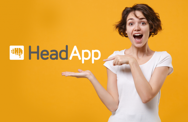 Young SLP gestures to the HeadApp logo, inviting everyone to explore all HeadApp features for free during a 14-day trial.